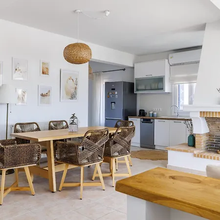 Aurora Apartment - Skopelos スコペロス